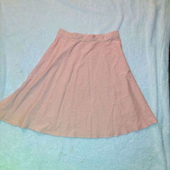 New Lightweight A-line Skirt - Picture 1 of 3